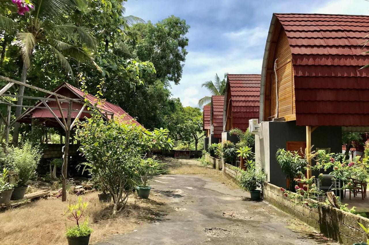 Kubu Sental Cottage Batununggul Buitenkant foto